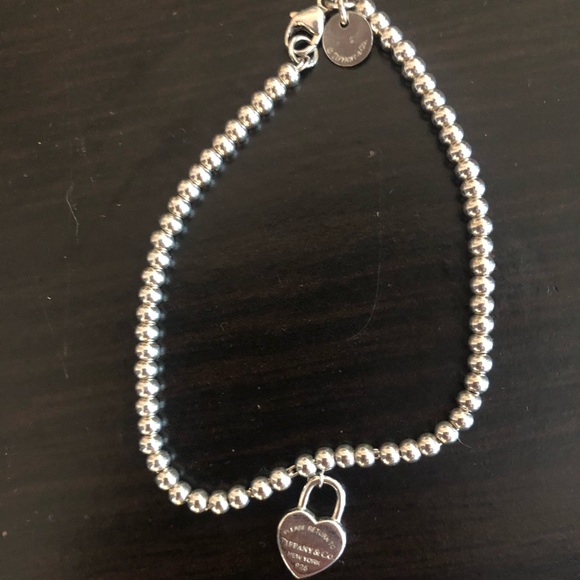 *SOLD* Tiffany and Co Heart Bracelet - Picture 2 of 4
